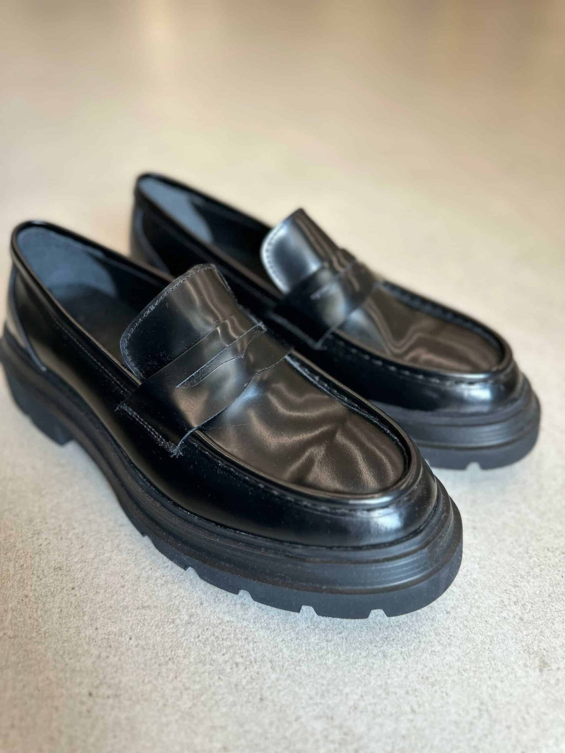 Moccasin Leo