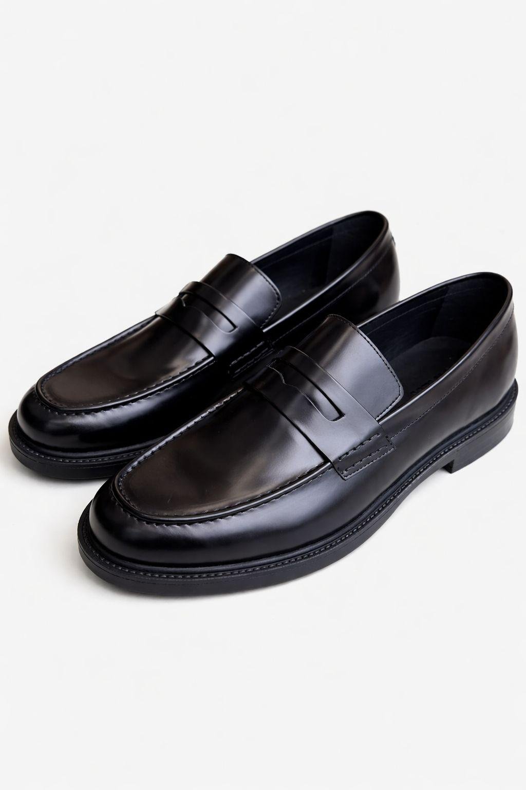 Moccasin Nicky